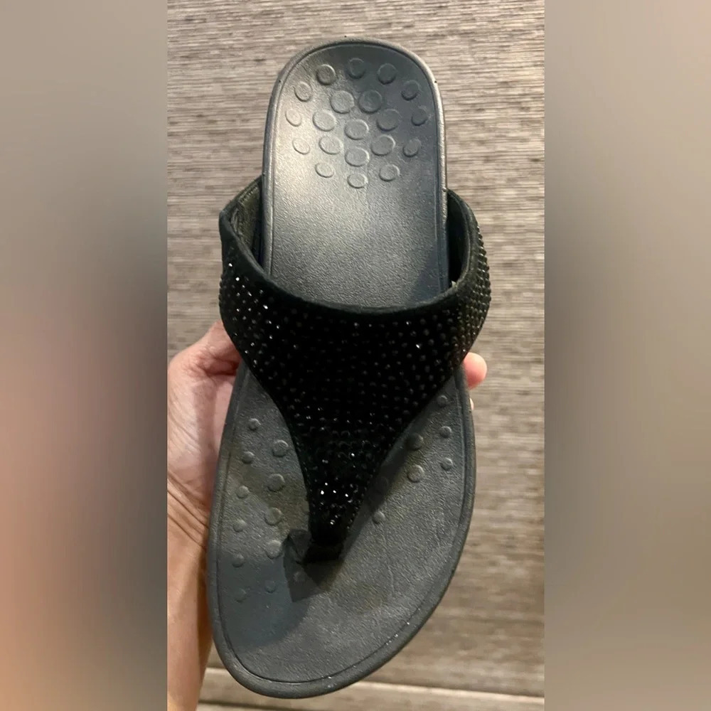 Vionic black glittered sandals size 8 - Picture 7 of 12